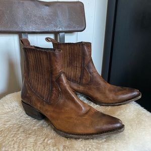 Frye Sacha Western Bootie